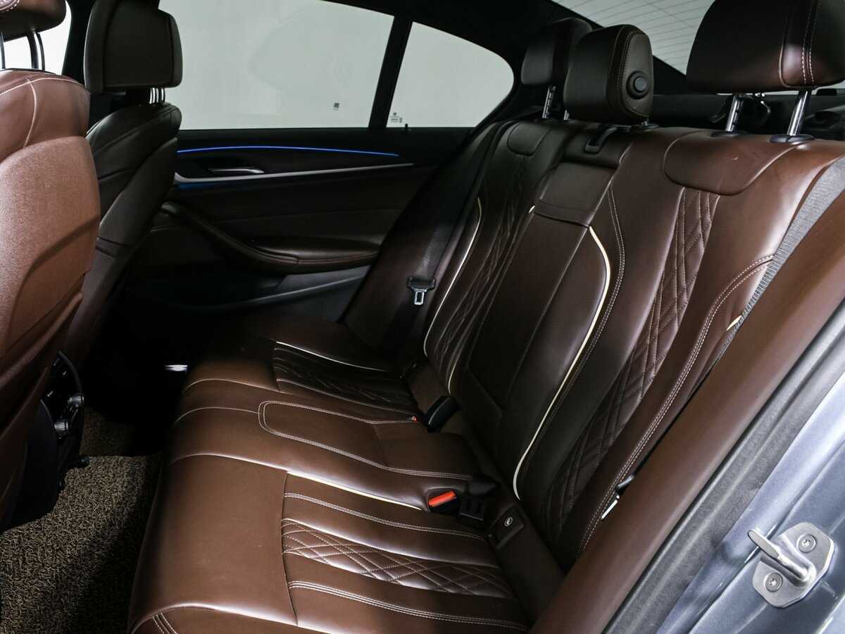 Б/У БМВ 5 серии 2017 года. Фото: #12