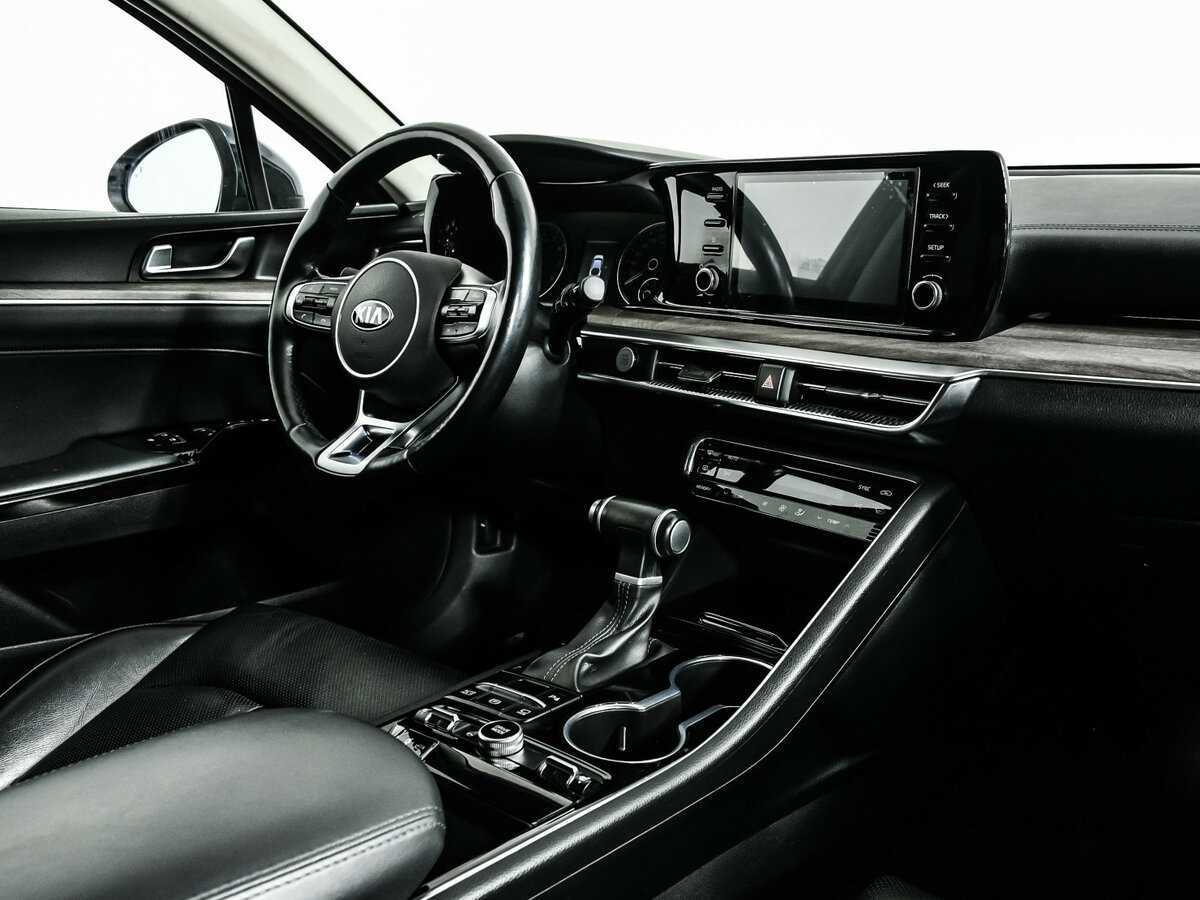 Б/У Киа К5 2021 года. Фото: #8