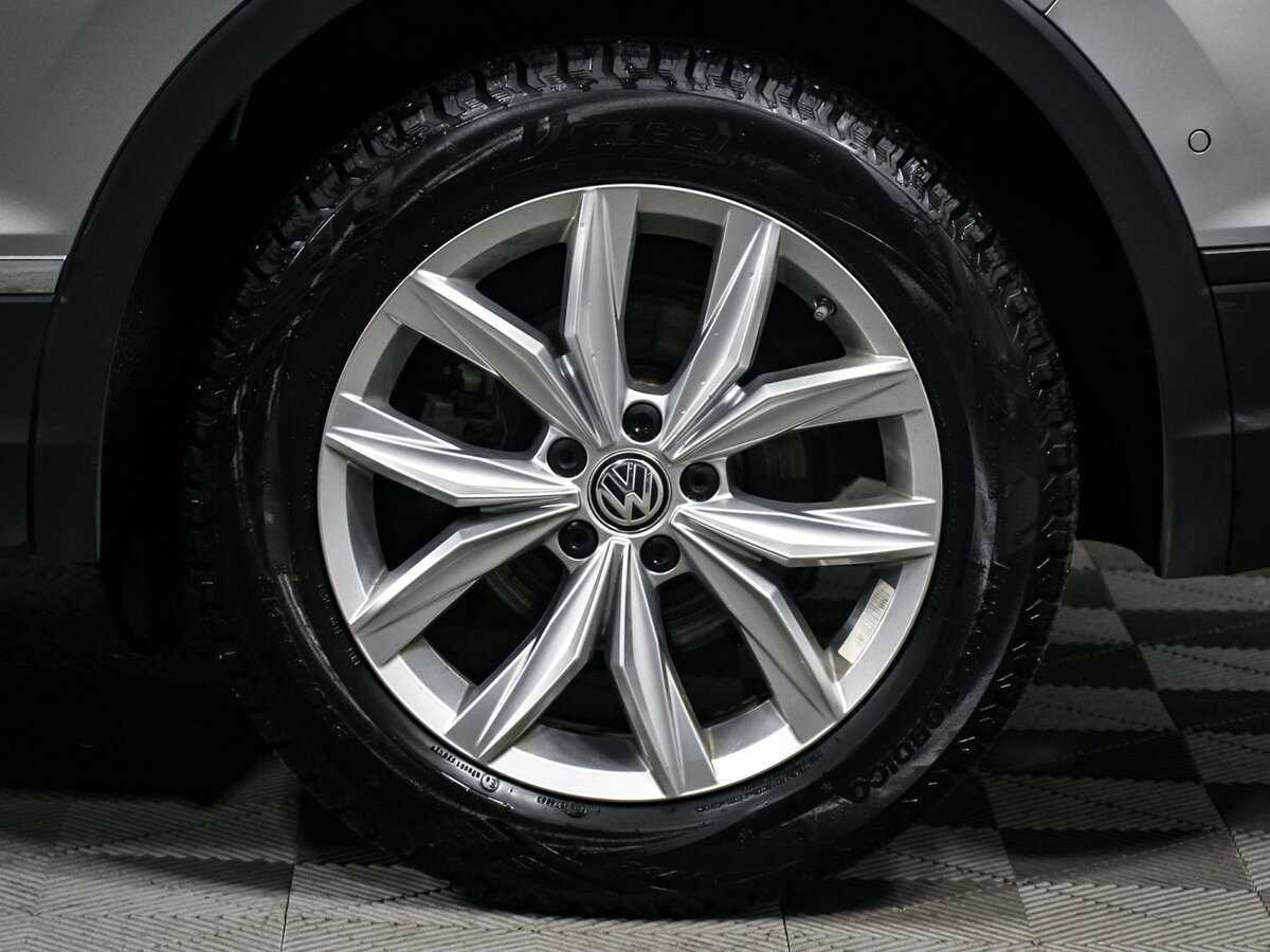 Б/У Фольксваген Тигуан 2020 года. Фото: #12