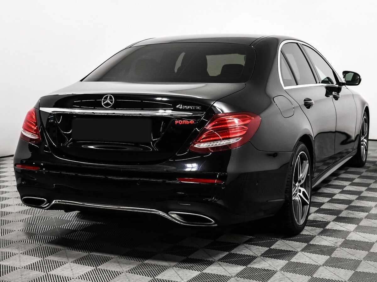 Б/У Мерседес-Бенц Е-Класс 2016 года. Фото: #4