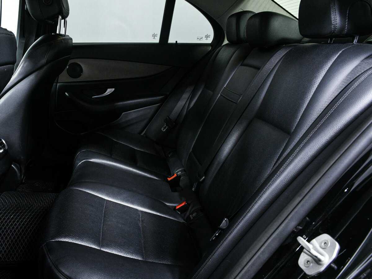 Б/У Мерседес-Бенц Е-Класс 2016 года. Фото: #10