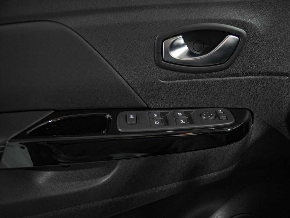 Б/У Рено Каптюр 2021 года. Фото: #13