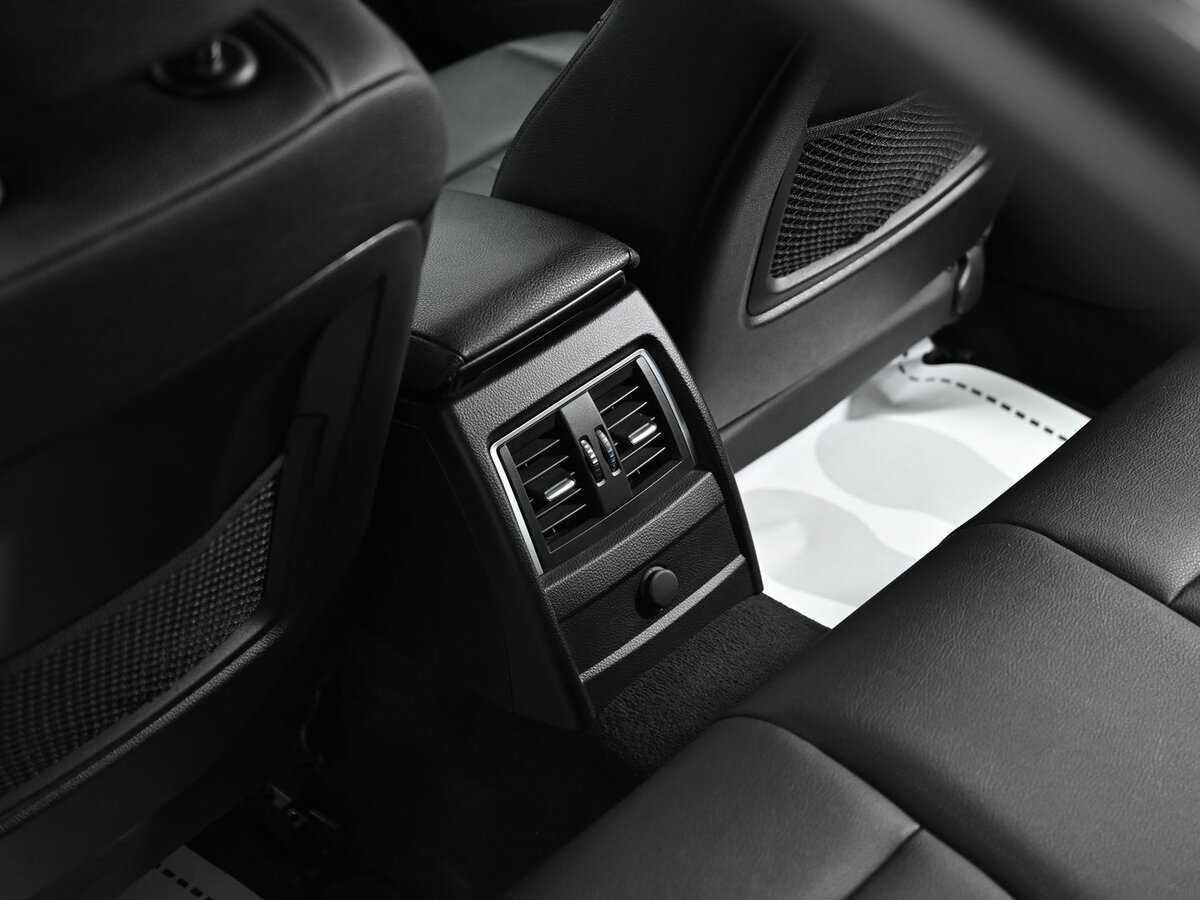 Б/У БМВ 3 серии 2017 года. Фото: #14