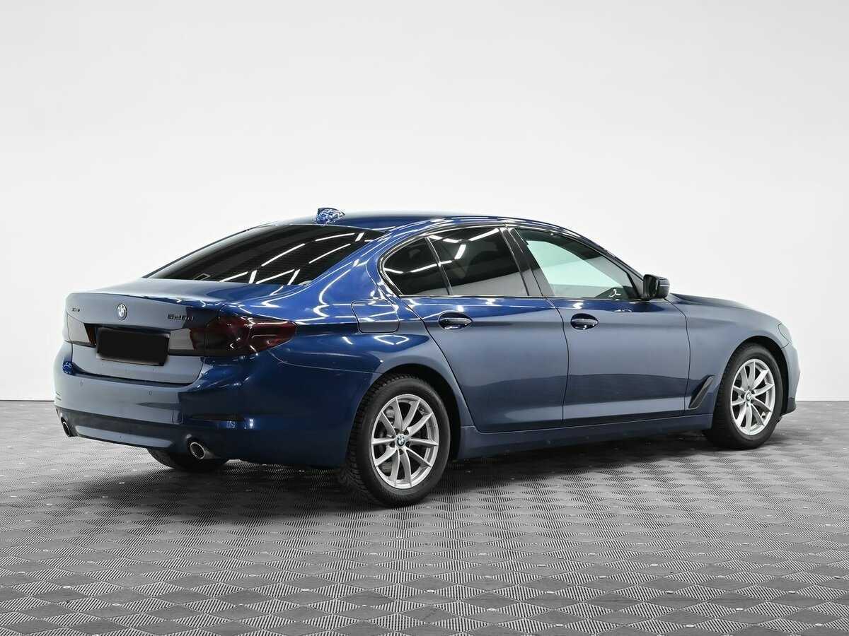 Б/У БМВ 5 серии 2017 года. Фото: #3