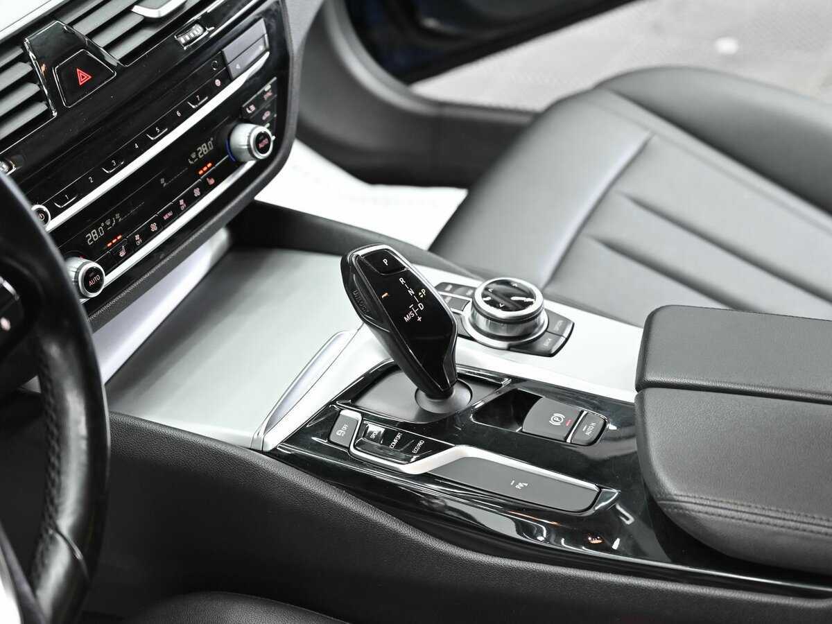 Б/У БМВ 5 серии 2017 года. Фото: #11