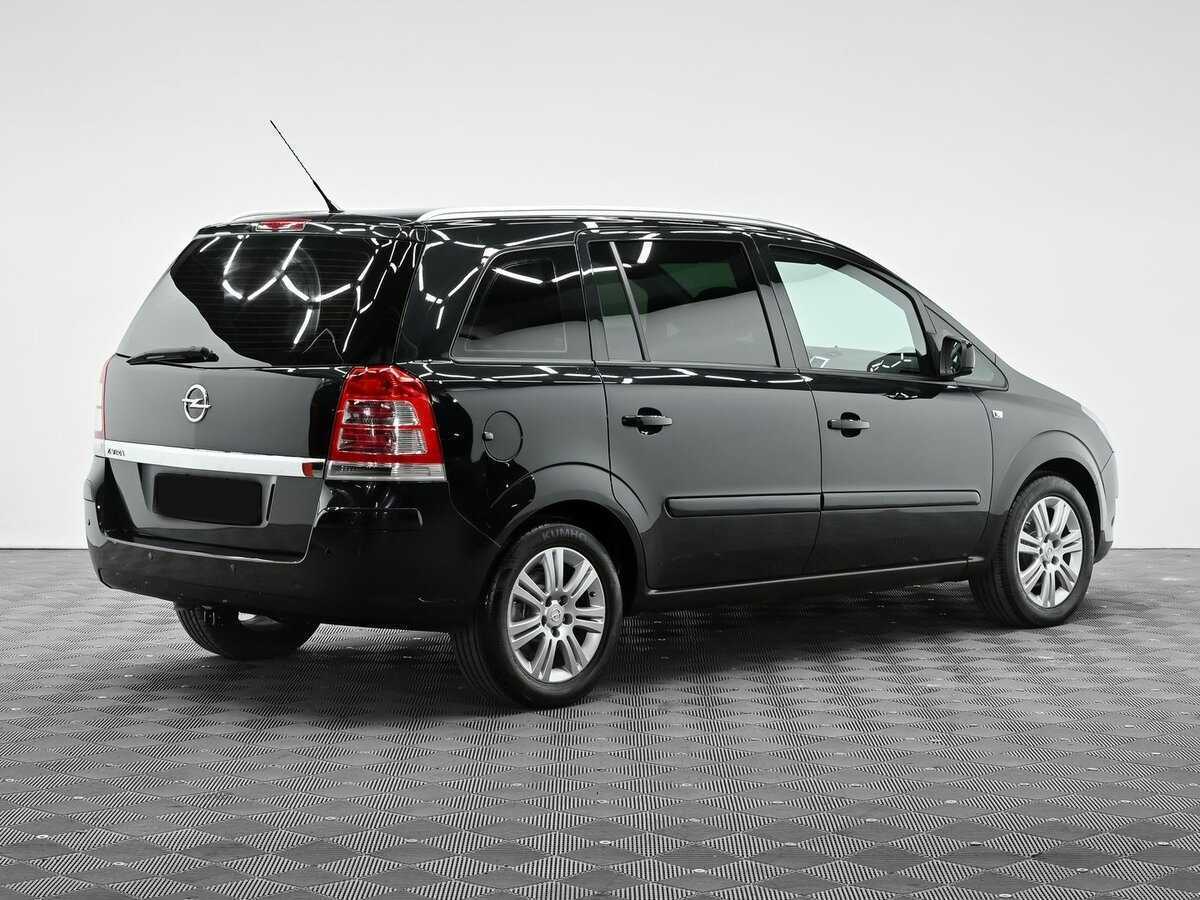 Б/У Опель Зафира 2012 года. Фото: #2