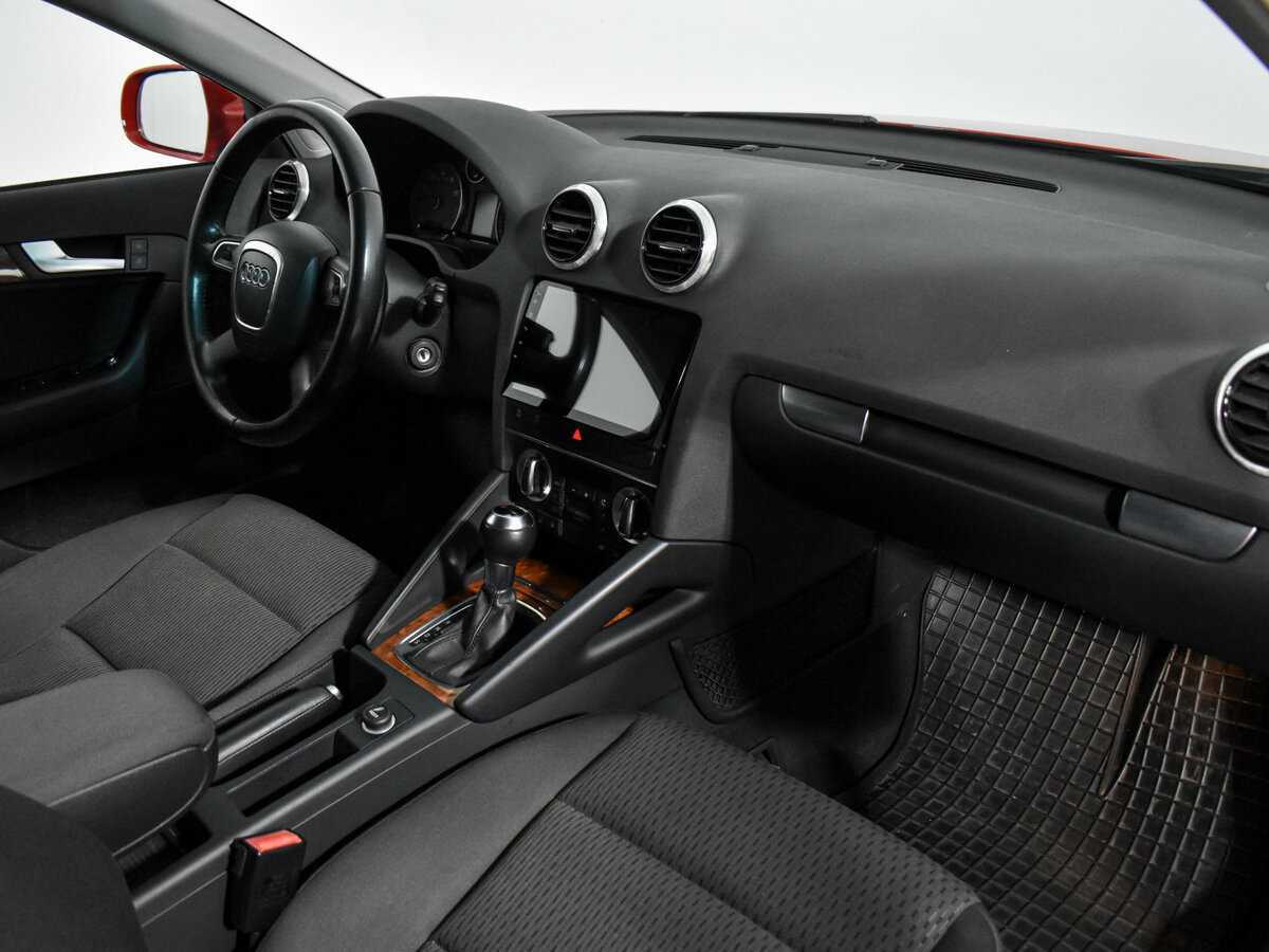 Б/У Ауди А3 2012 года. Фото: #12