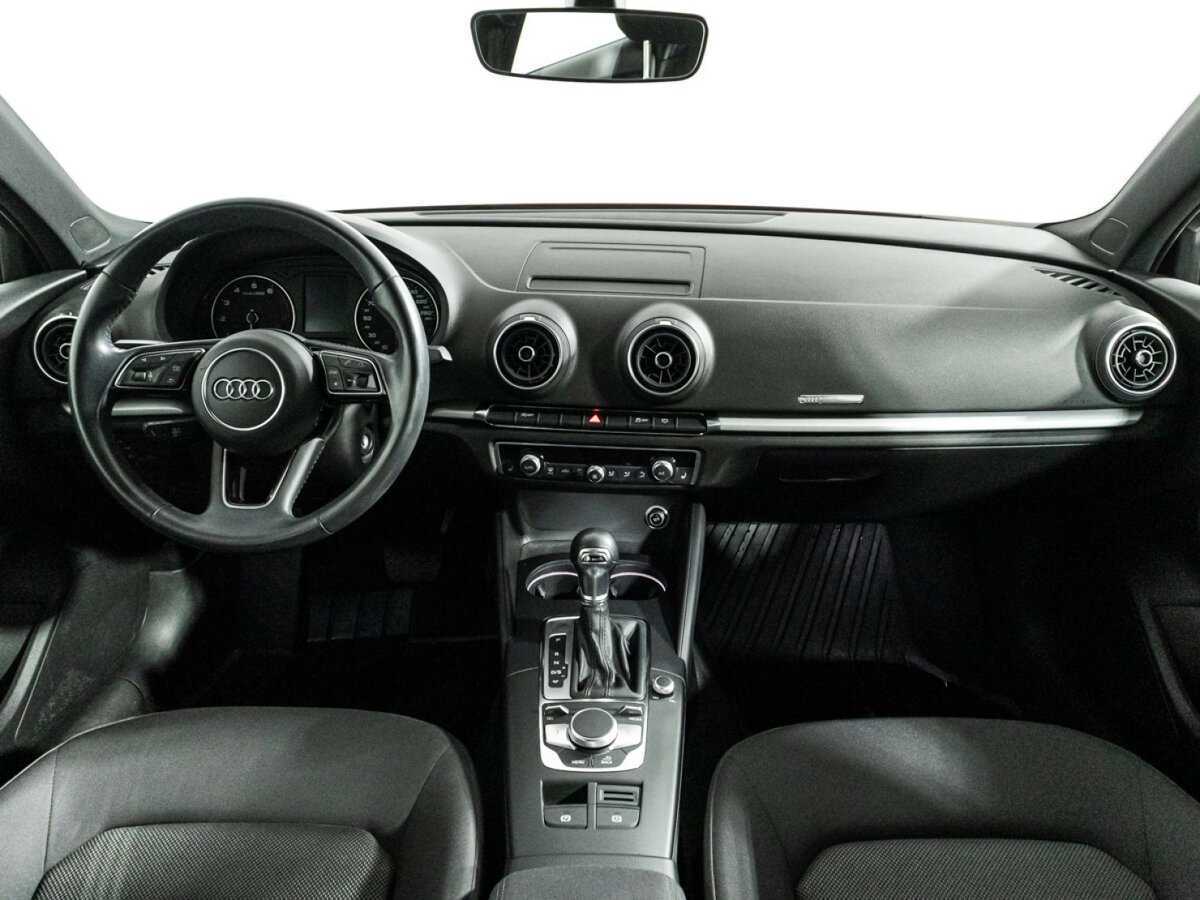 Б/У Ауди А3 2019 года. Фото: #12