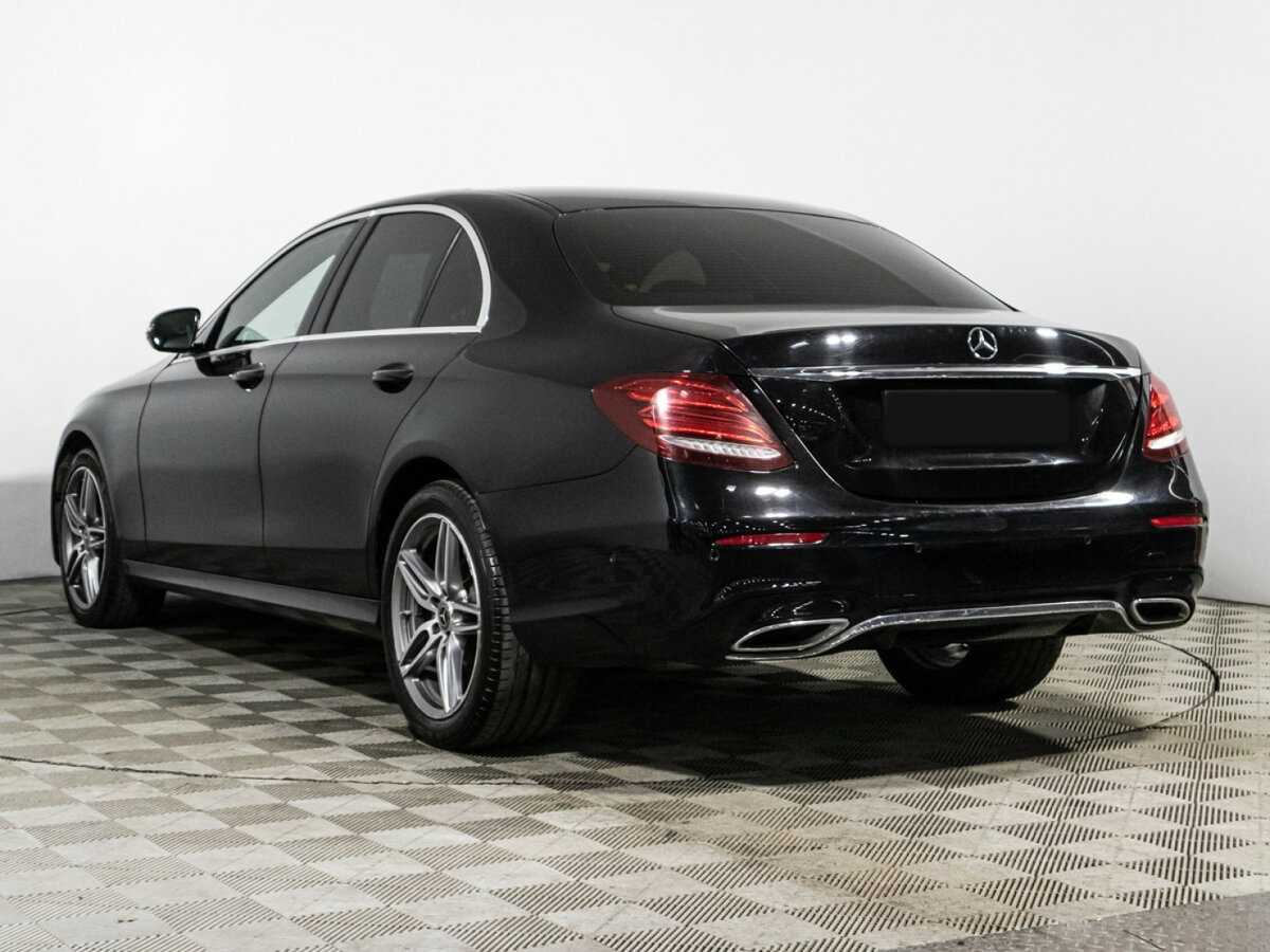 Б/У Мерседес-Бенц Е-Класс 2018 года. Фото: #6