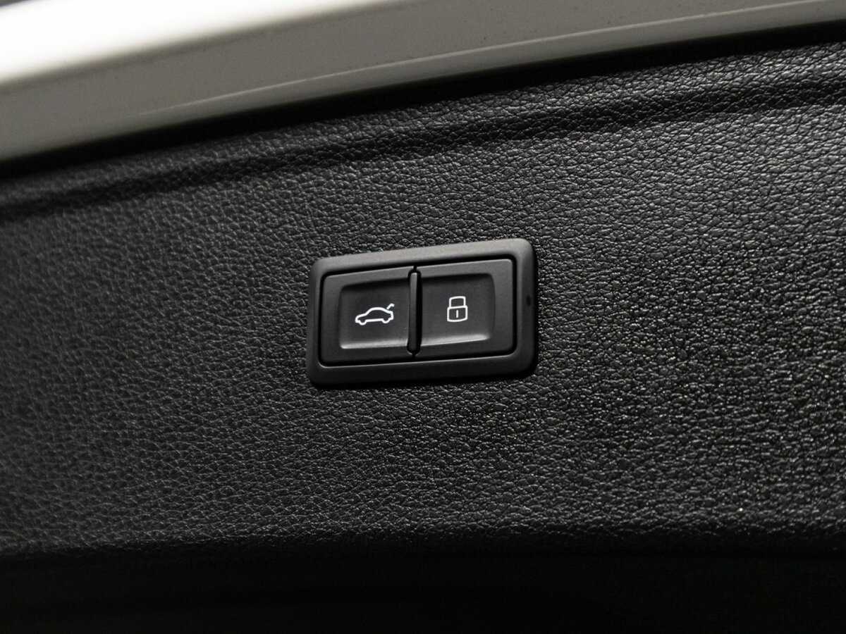 Б/У Ауди К5 2018 года. Фото: #15