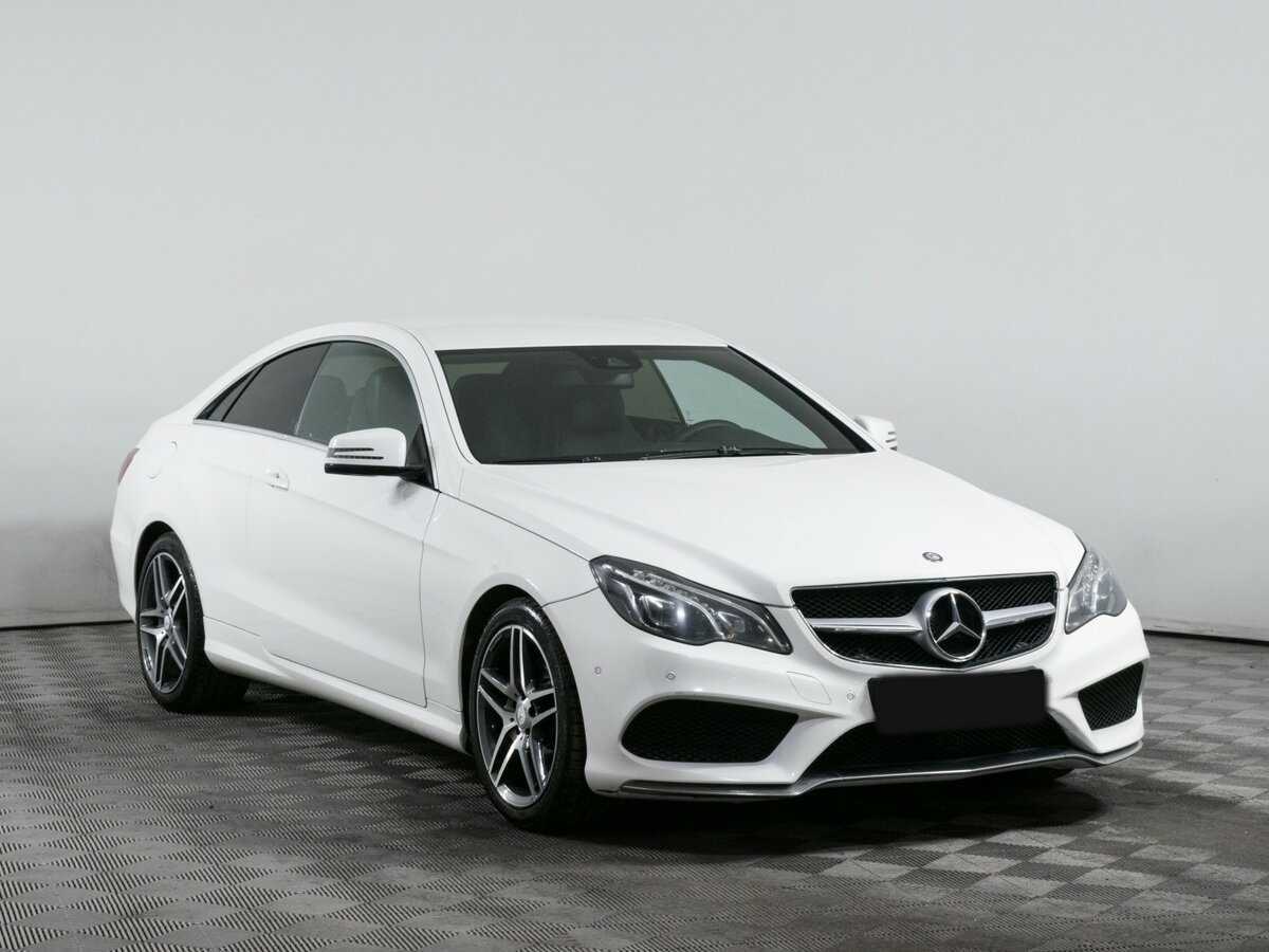 Б/У Мерседес-Бенц Е-Класс 2014 года. Фото: #2