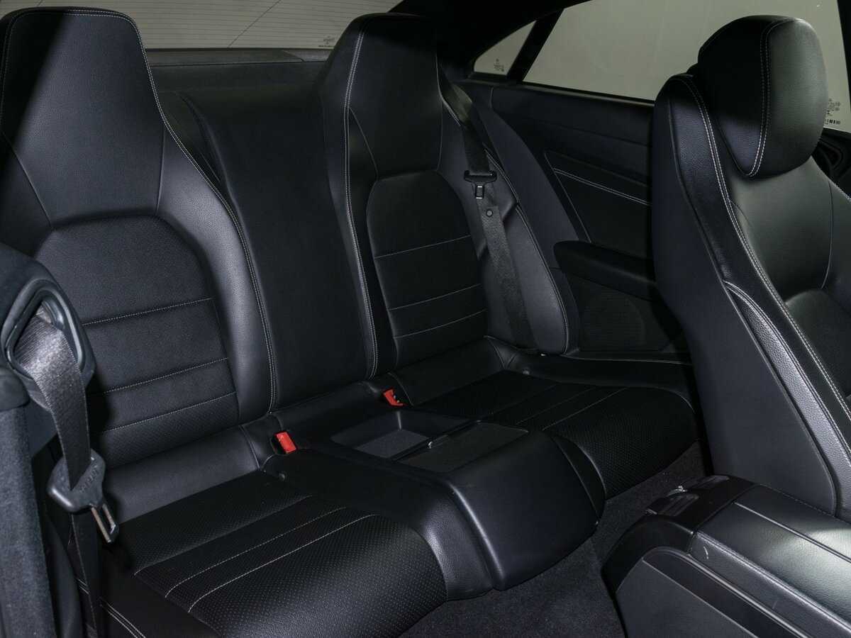 Б/У Мерседес-Бенц Е-Класс 2014 года. Фото: #9