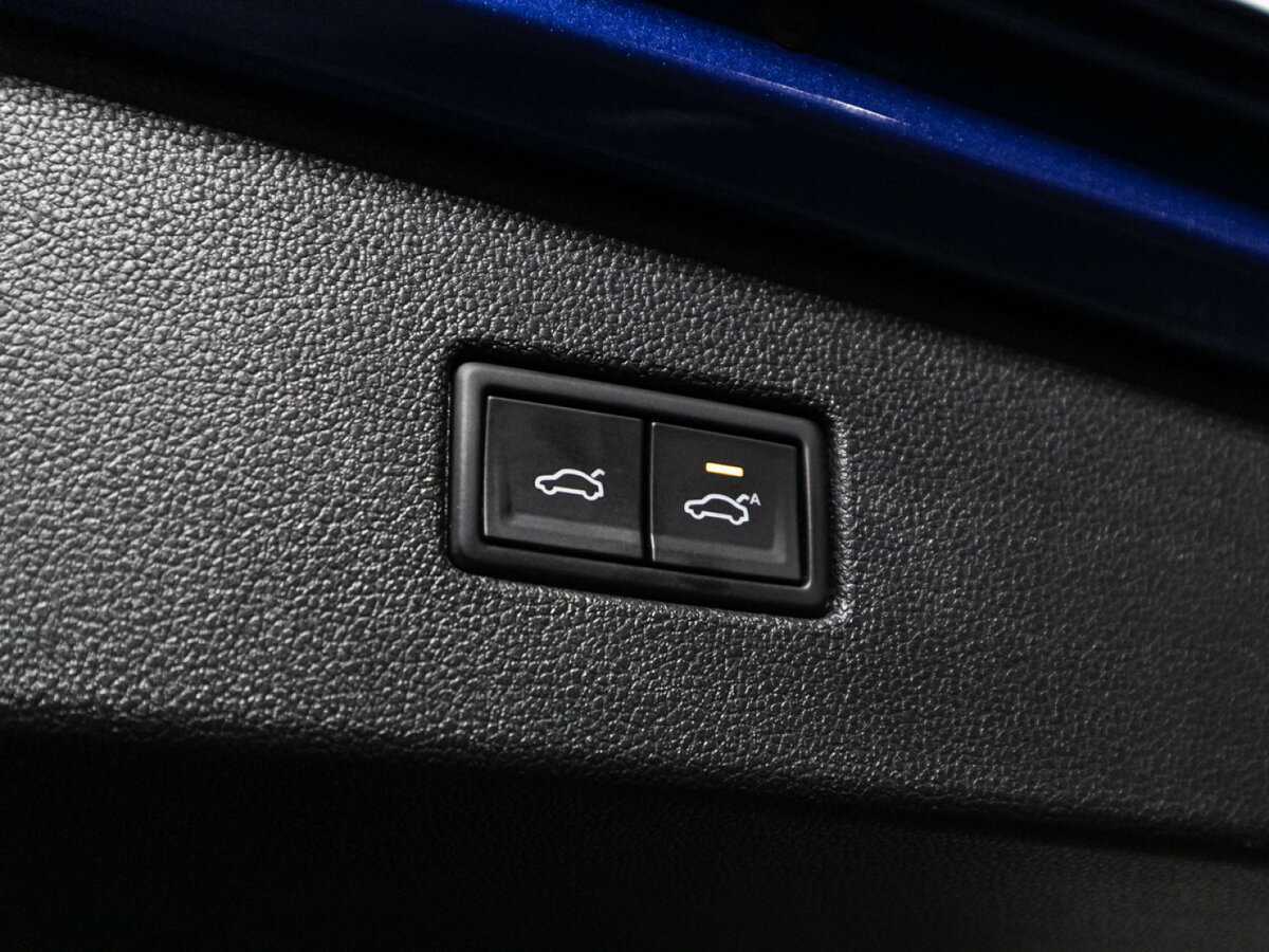 Б/У Фольксваген Тигуан 2018 года. Фото: #15