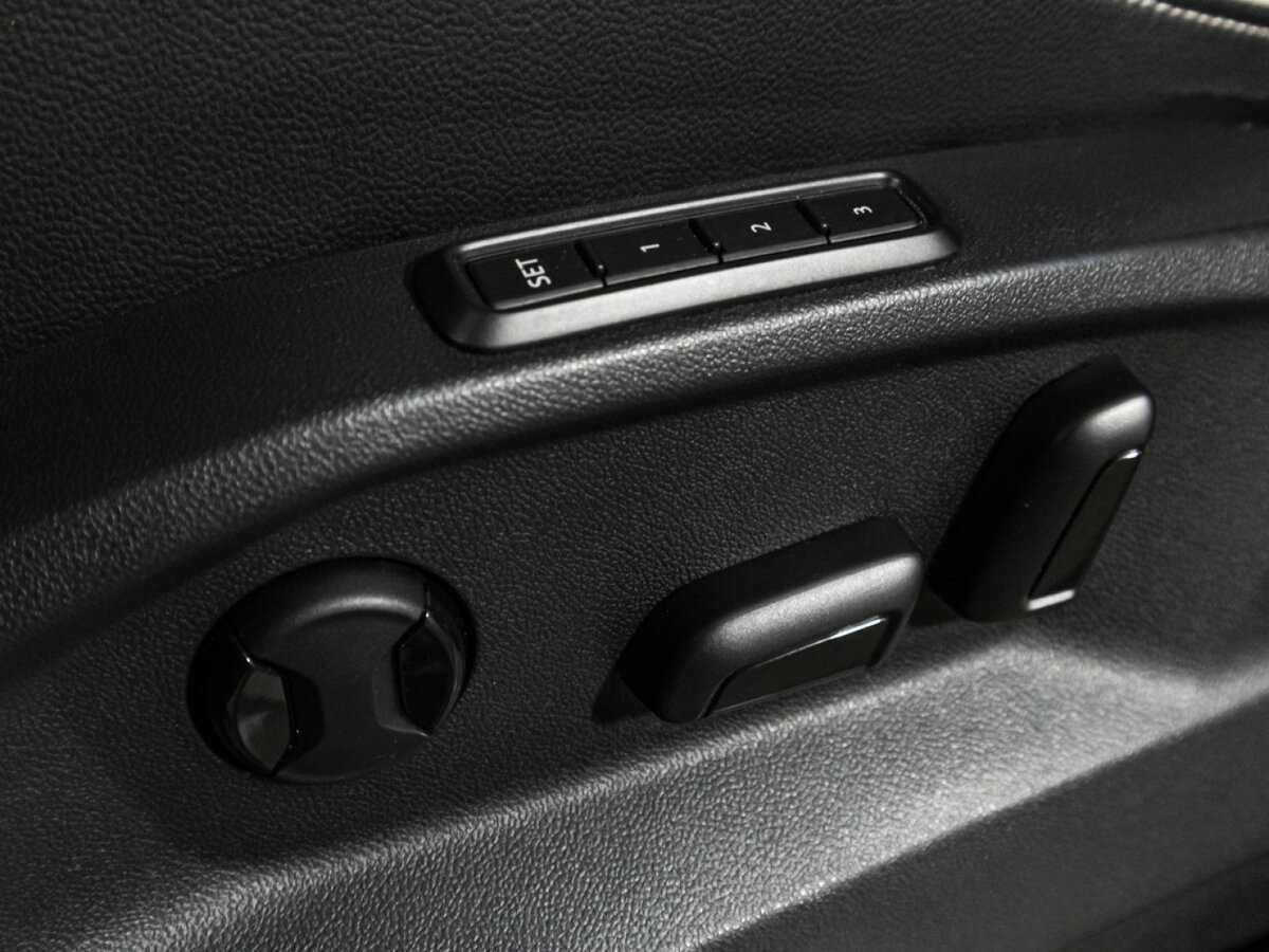 Б/У Фольксваген Тигуан 2018 года. Фото: #18