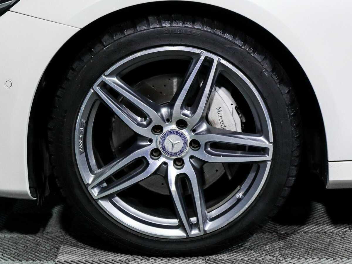 Б/У Мерседес-Бенц Е-Класс 2016 года. Фото: #11