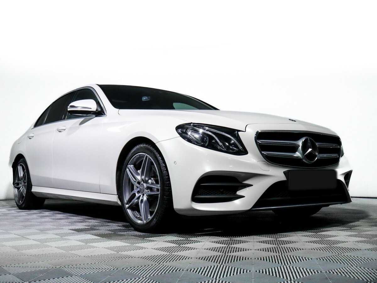 Б/У Мерседес-Бенц Е-Класс 2016 года. Фото: #15