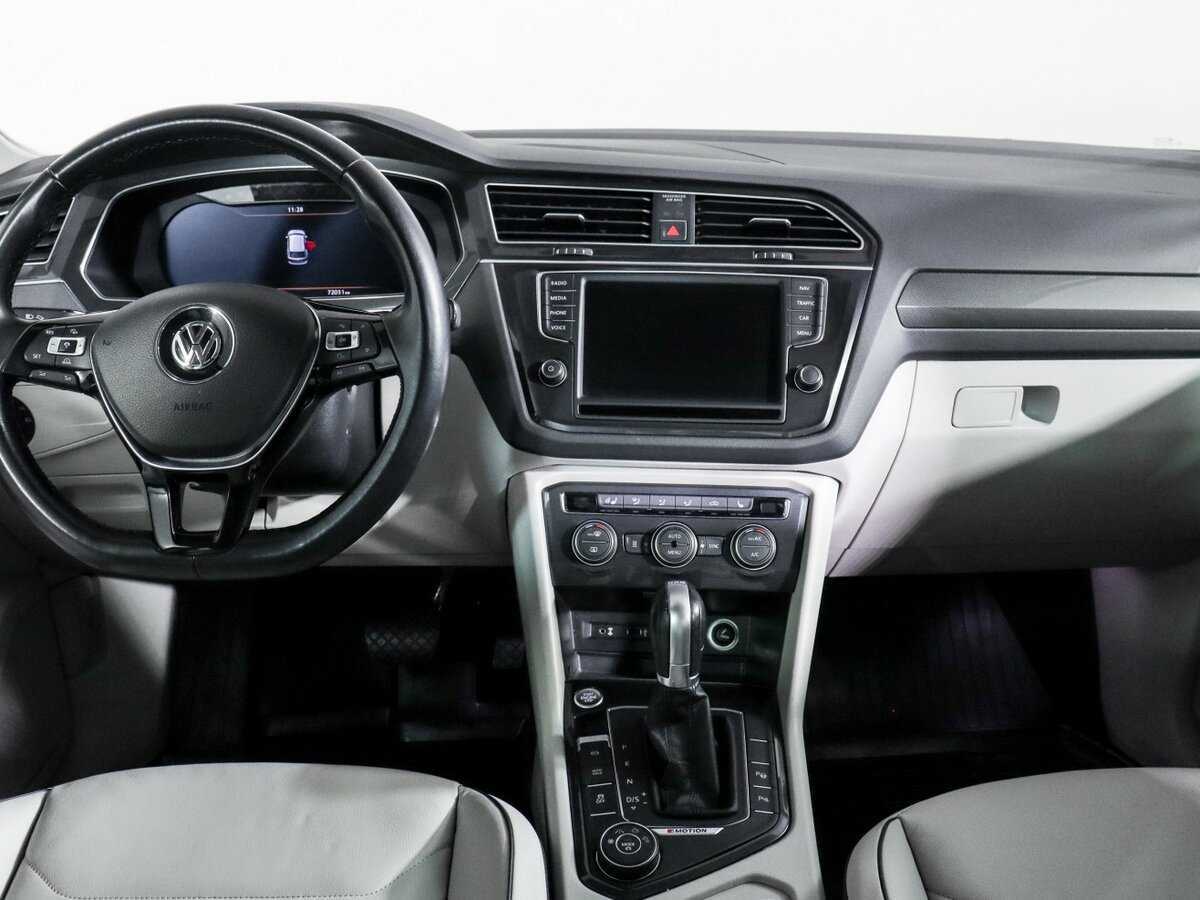 Б/У Фольксваген Тигуан 2016 года. Фото: #8