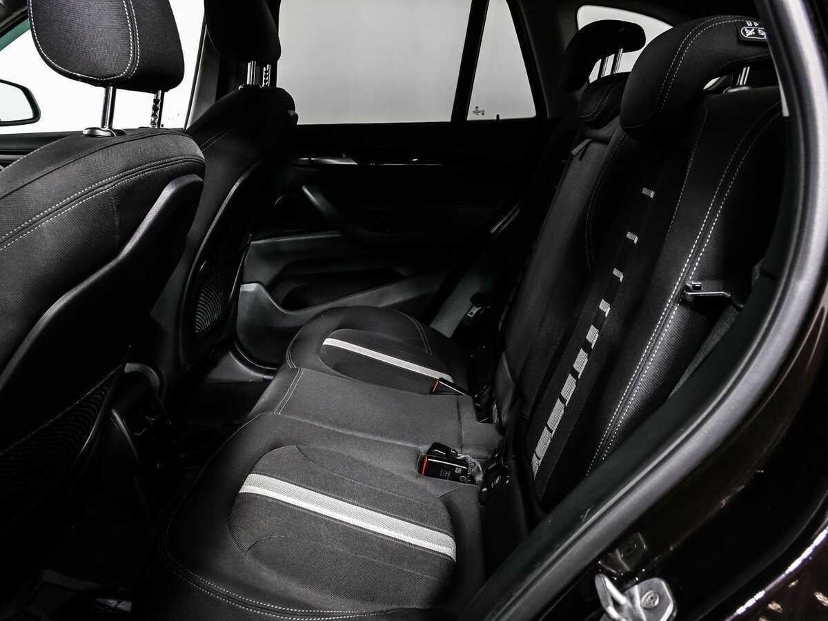 Б/У БМВ Икс1 2017 года. Фото: #11