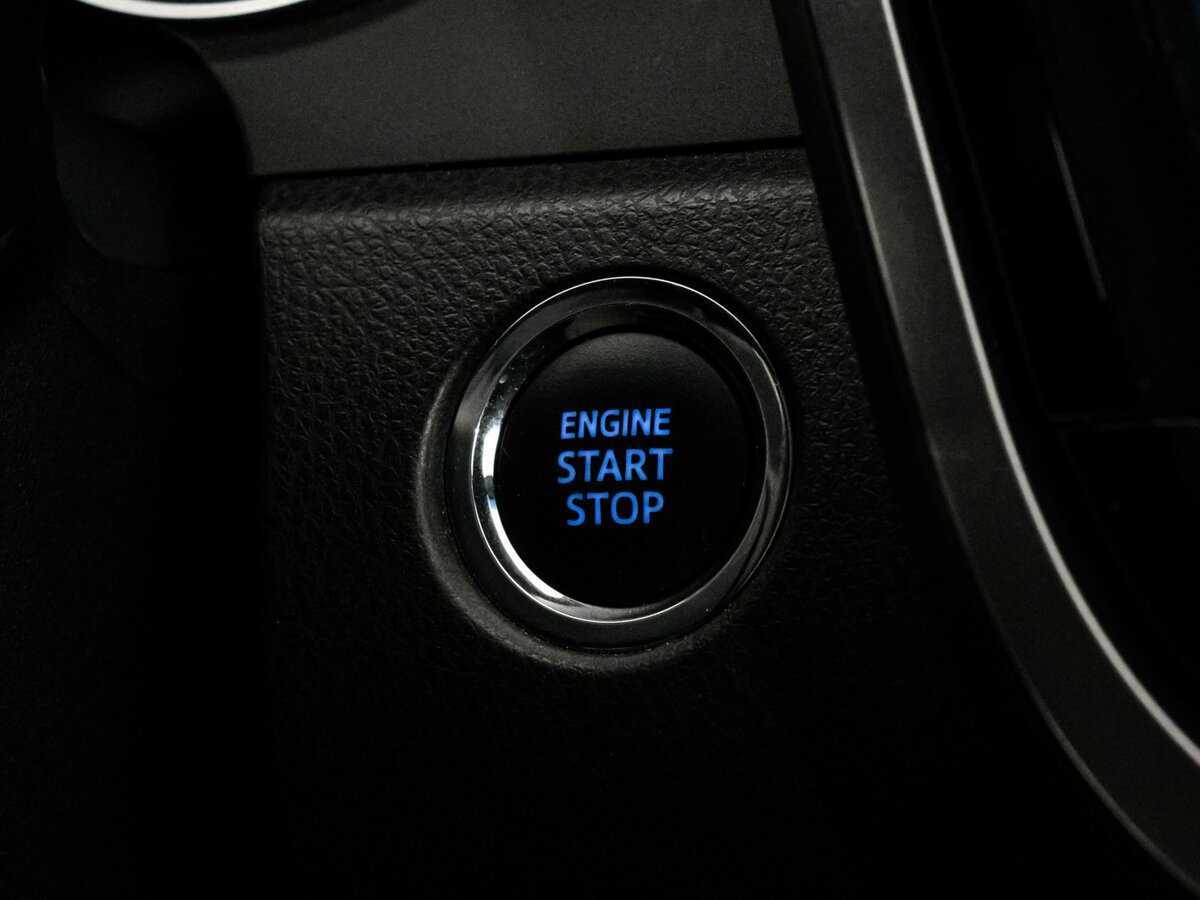 Б/У Тойота Камри 2021 года. Фото: #15