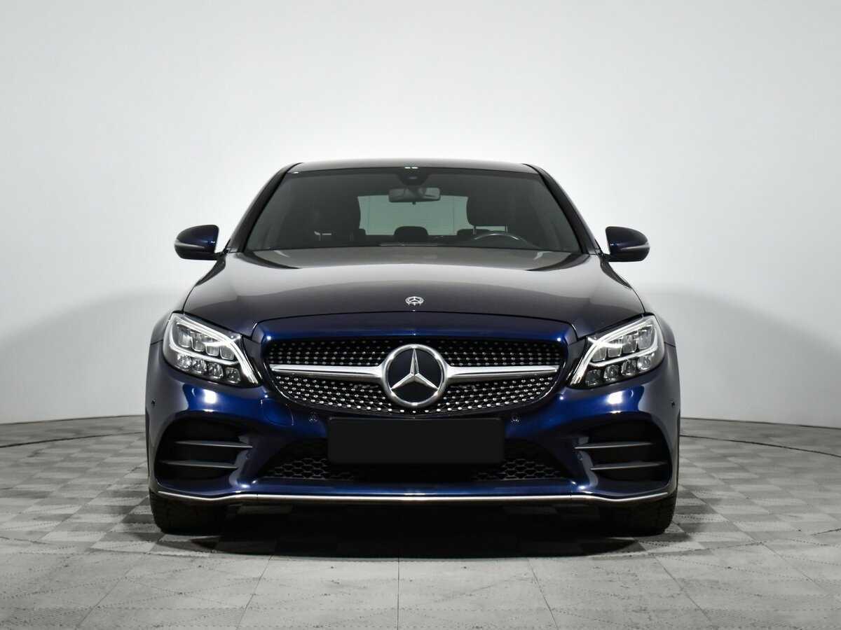 Б/У Мерседес-Бенц Ц-Класс 2019 года. Фото: #1