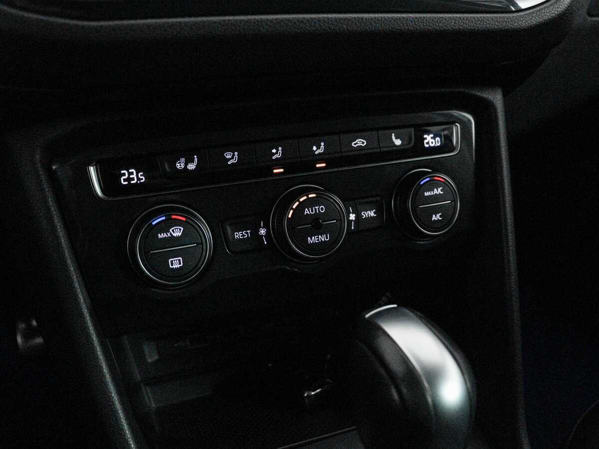 Б/У Фольксваген Тигуан 2019 года. Фото: #12