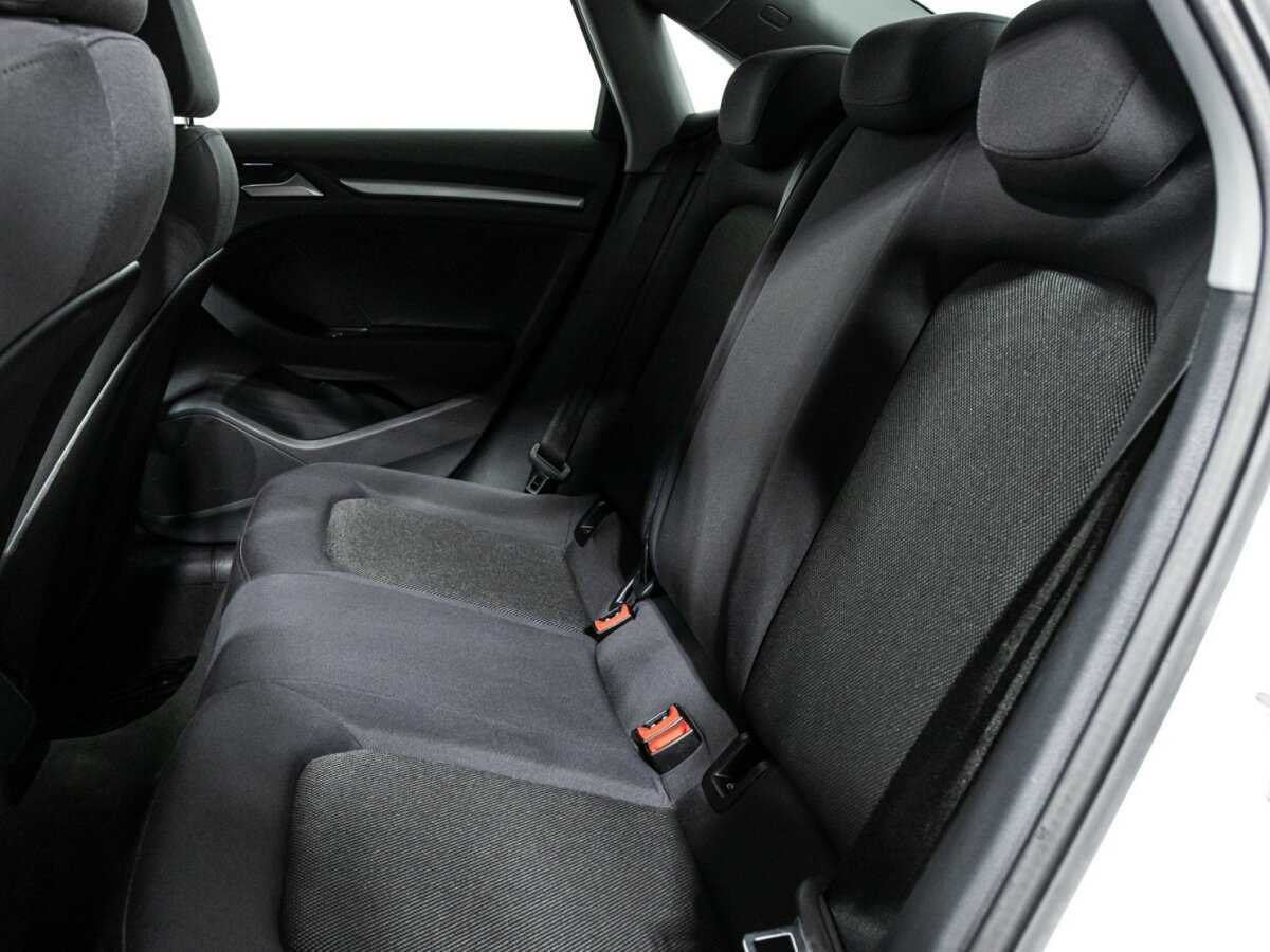 Б/У Ауди А3 2019 года. Фото: #9