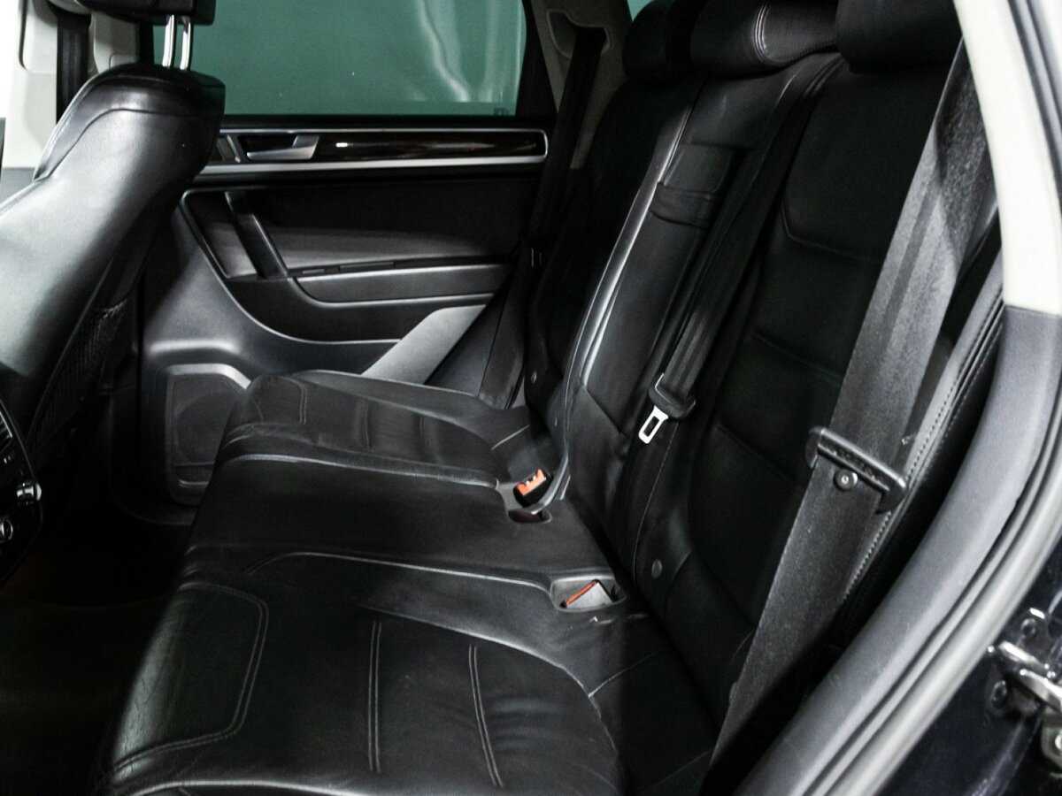 Б/У Фольксваген Туарег 2012 года. Фото: #7