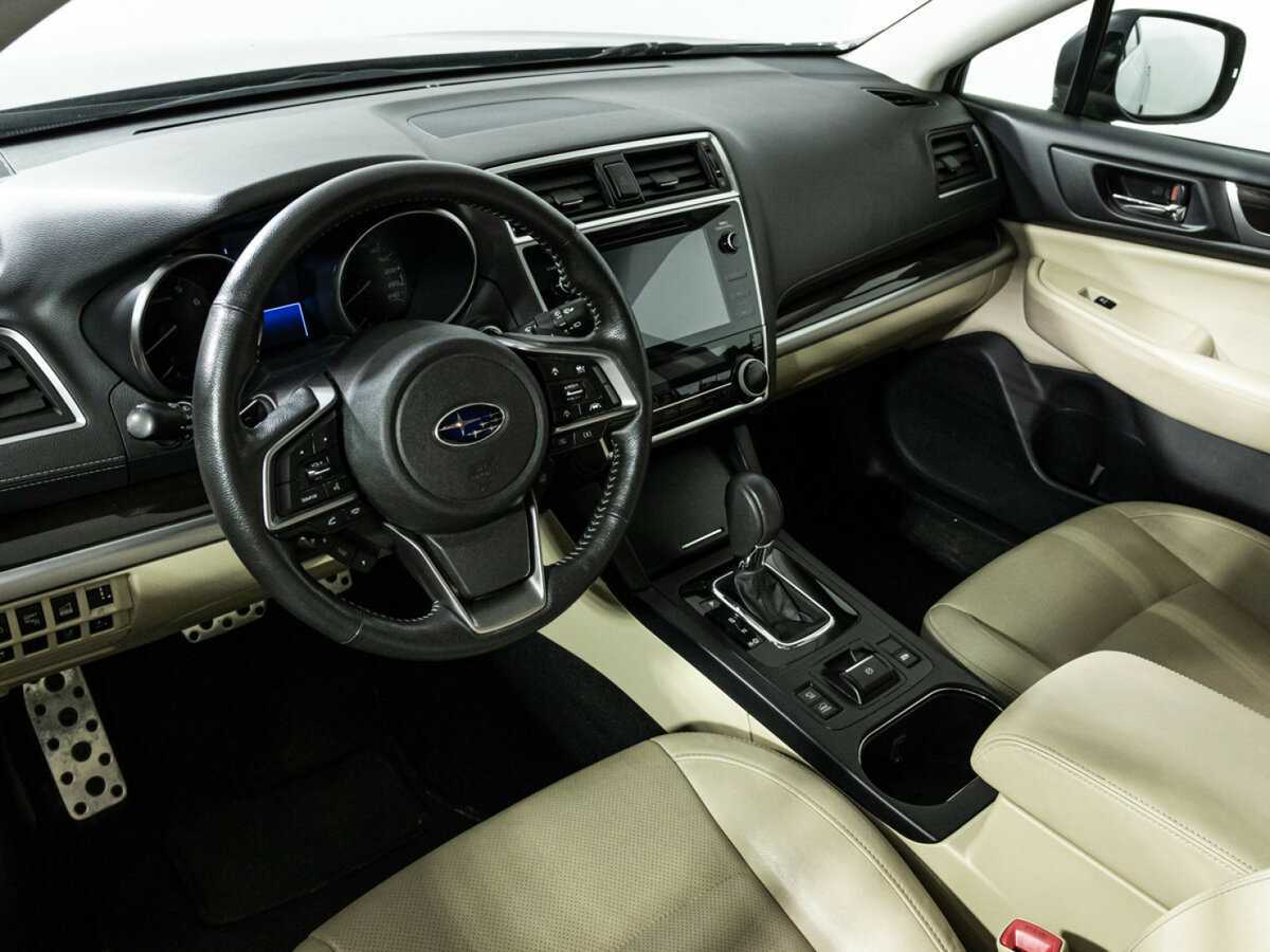 Б/У Субару Аутбэк 2018 года. Фото: #10