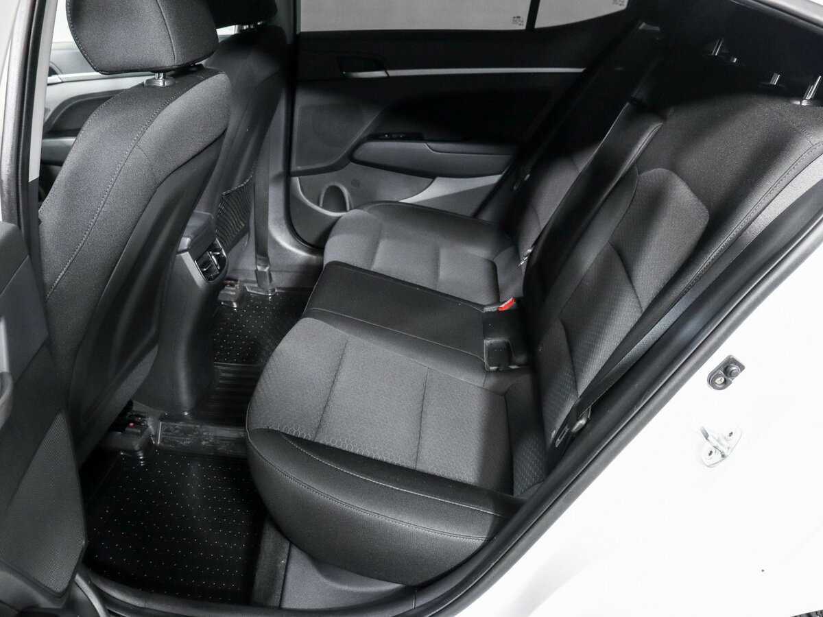 Б/У Хендай Елантра 2020 года. Фото: #9