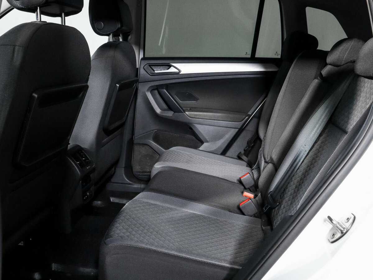 Б/У Фольксваген Тигуан 2020 года. Фото: #6