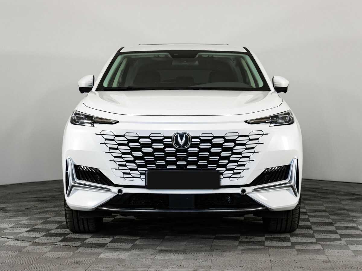 Б/У Чанган УНИ-К 2023 года. Фото: #2