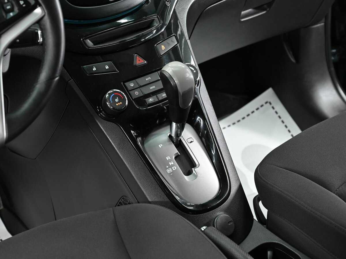 Б/У Шевроле Орландо 2014 года. Фото: #9