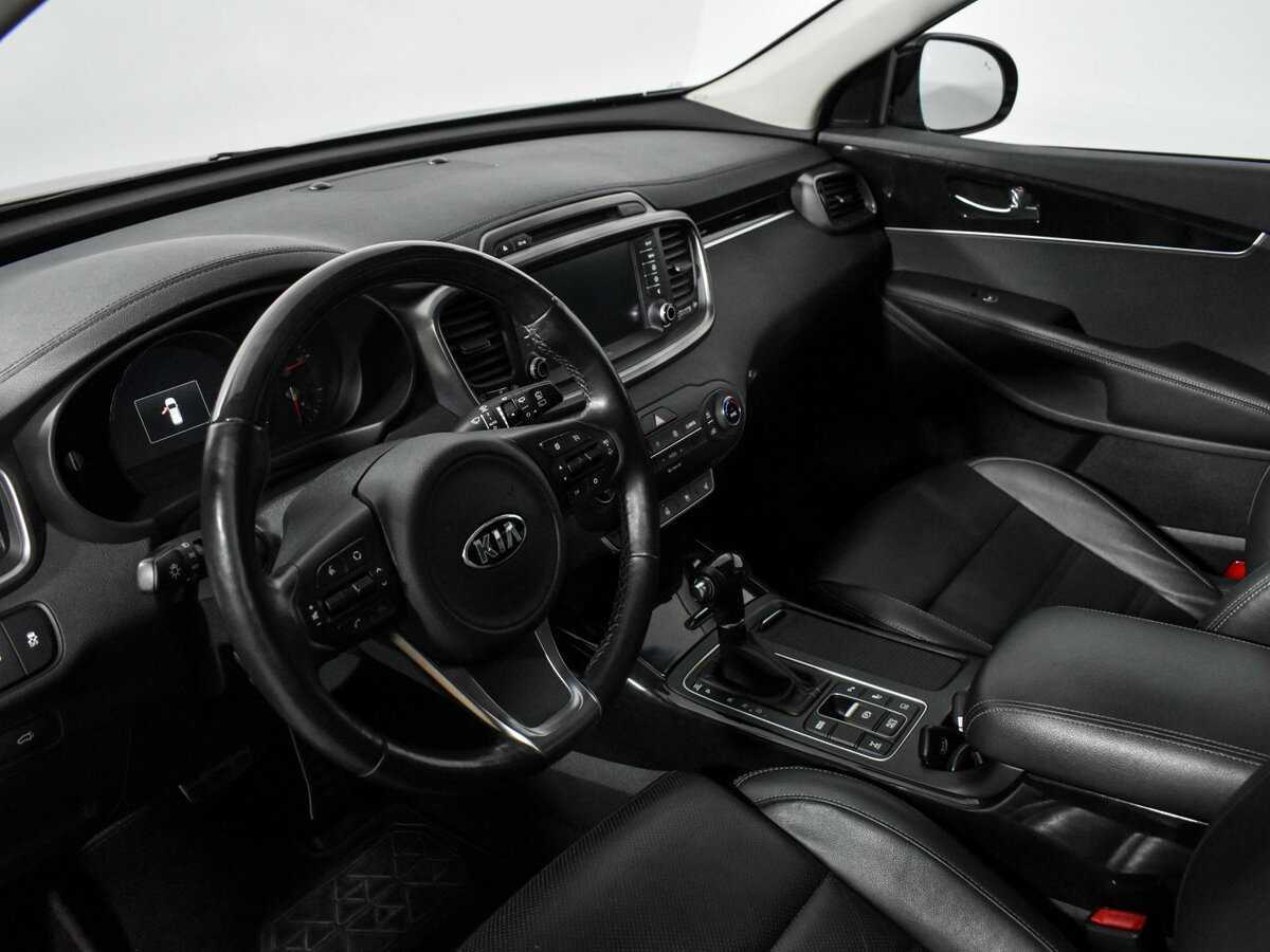 Б/У Киа Соренто 2016 года. Фото: #6