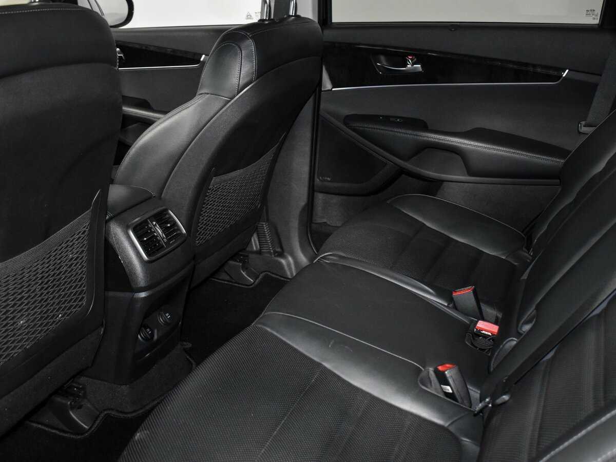 Б/У Киа Соренто 2016 года. Фото: #8