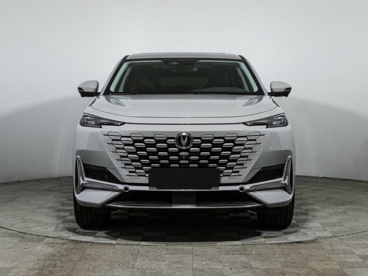 Б/У Чанган УНИ-К 2022 года. Фото: #1