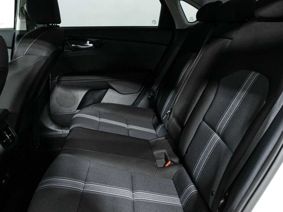 Б/У Киа Церато 2022 года. Фото: #9