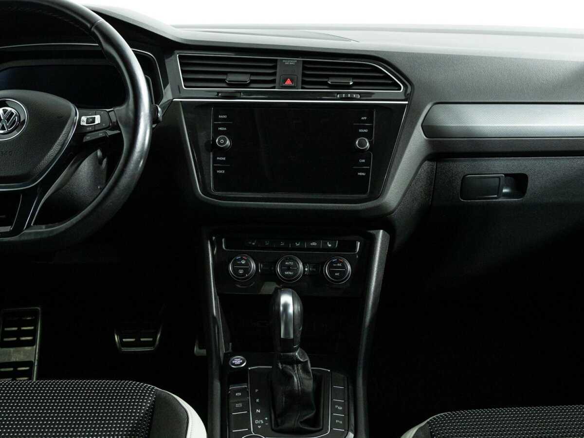 Б/У Фольксваген Тигуан 2020 года. Фото: #13