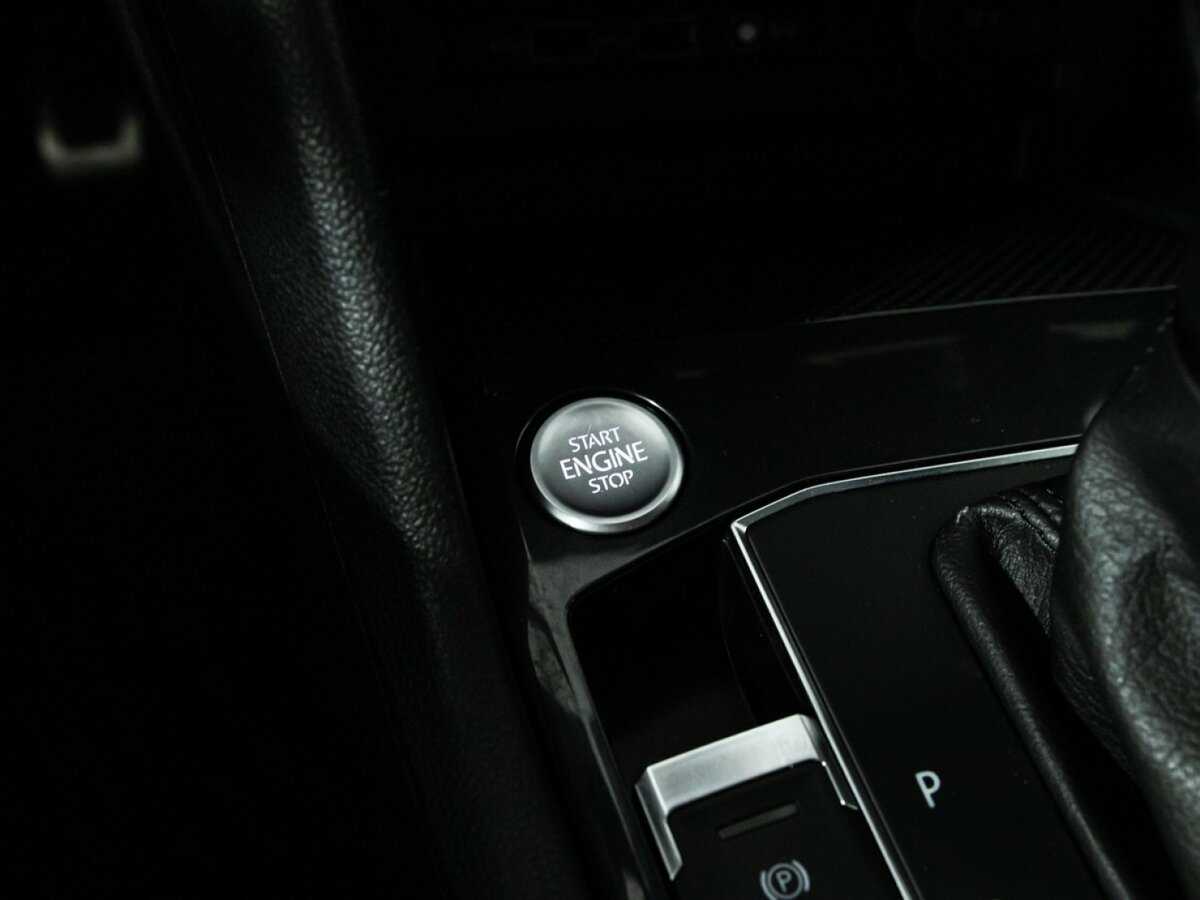 Б/У Фольксваген Тигуан 2020 года. Фото: #18