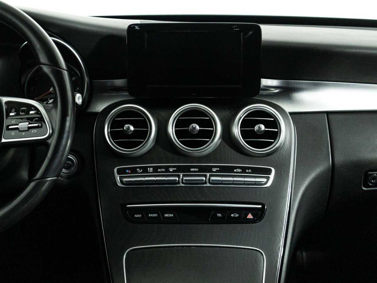 Б/У Мерседес-Бенц Ц-Класс 2019 года. Фото: #13