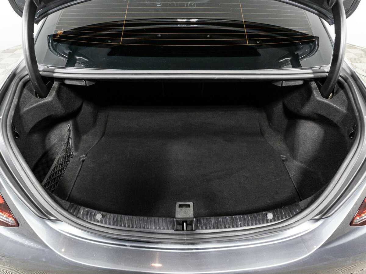 Б/У Мерседес-Бенц Ц-Класс 2019 года. Фото: #20