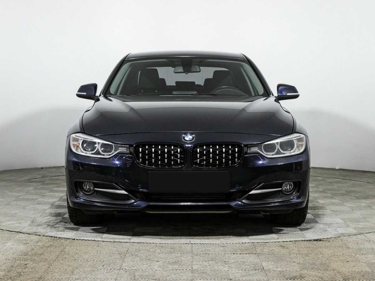 Б/У БМВ 3 серии 2015 года. Фото: #1