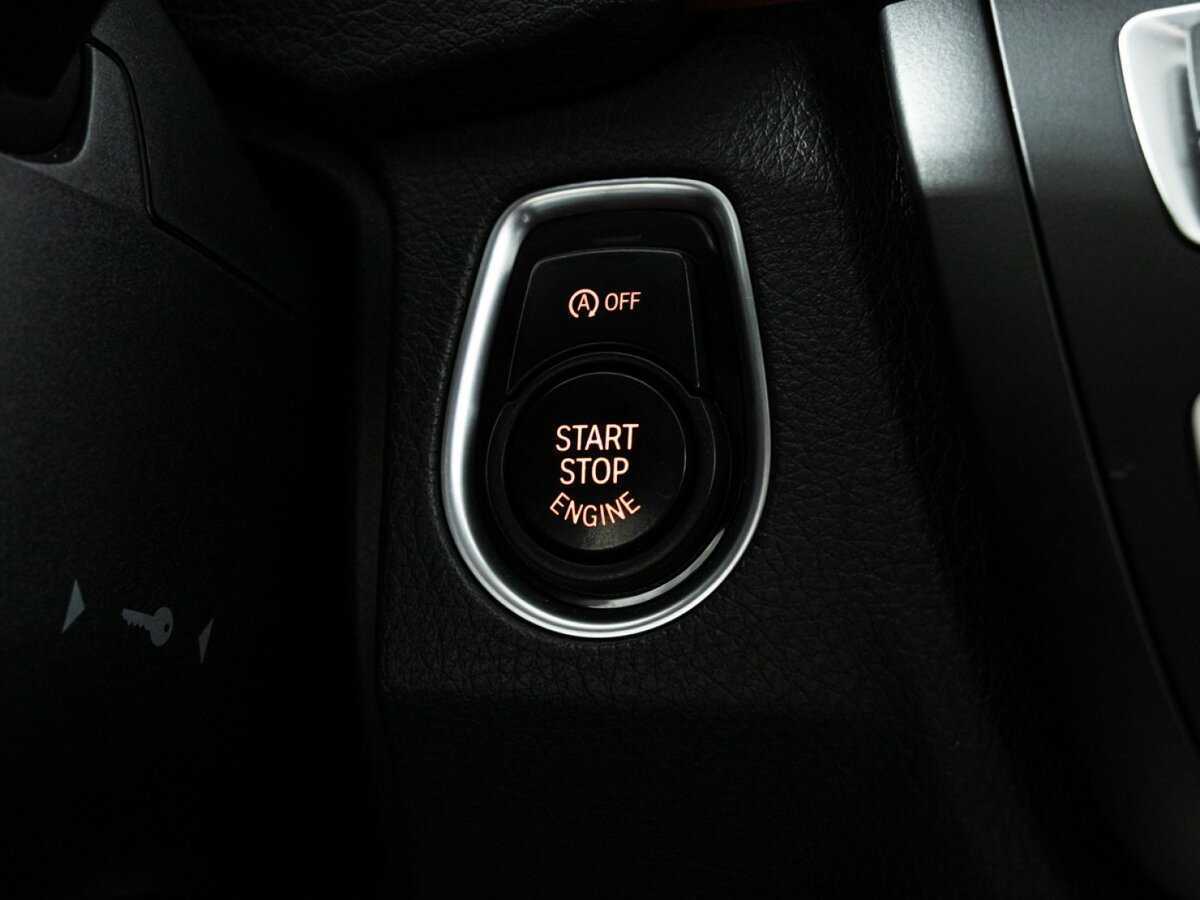 Б/У БМВ 3 серии 2015 года. Фото: #18