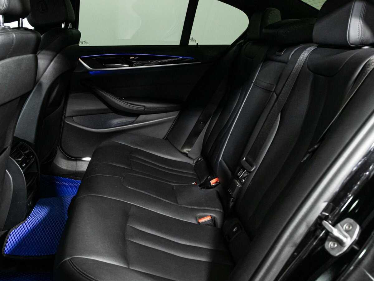 Б/У БМВ 5 серии 2017 года. Фото: #9