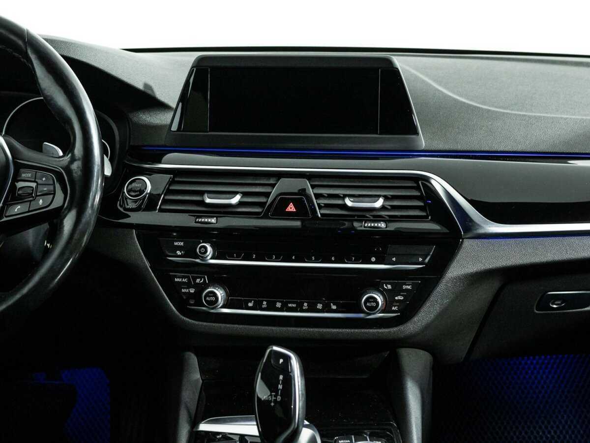 Б/У БМВ 5 серии 2017 года. Фото: #13