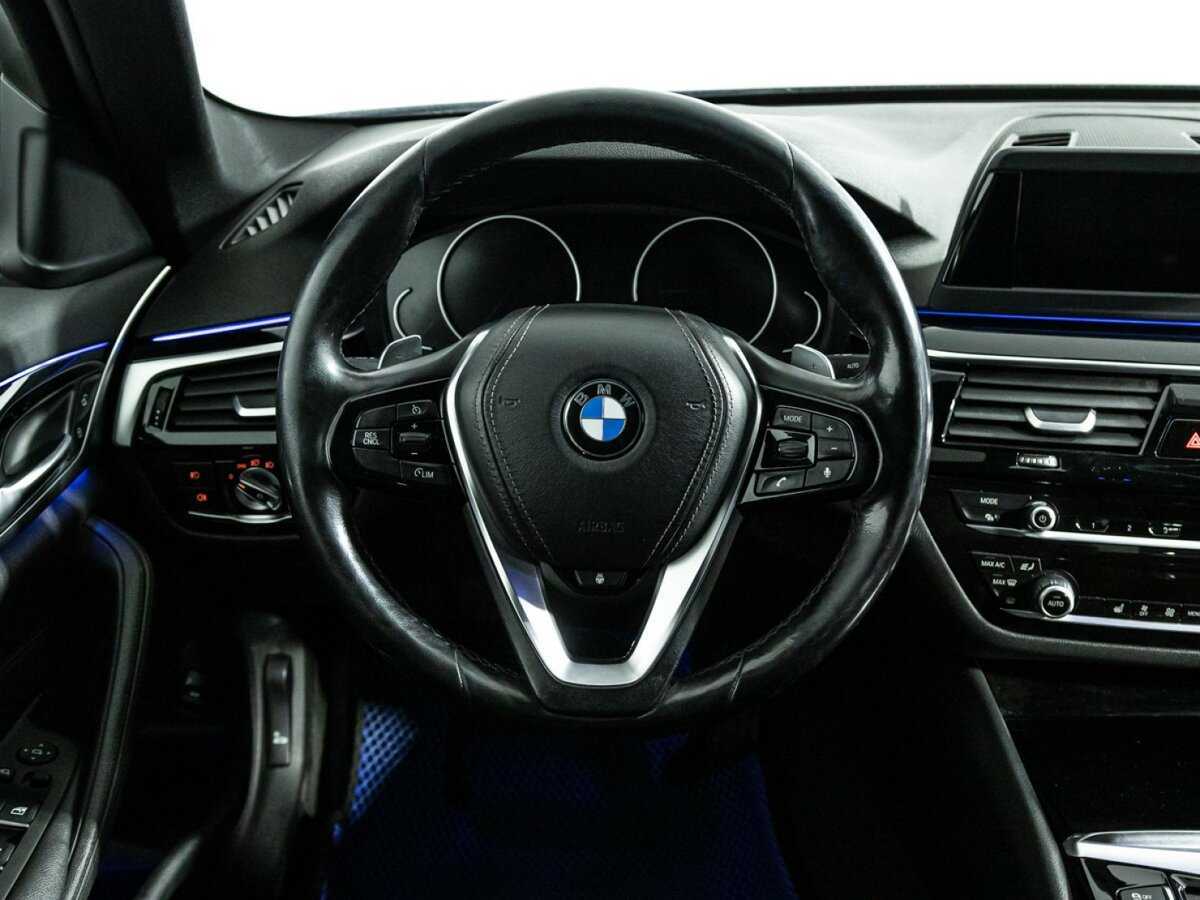 Б/У БМВ 5 серии 2017 года. Фото: #20