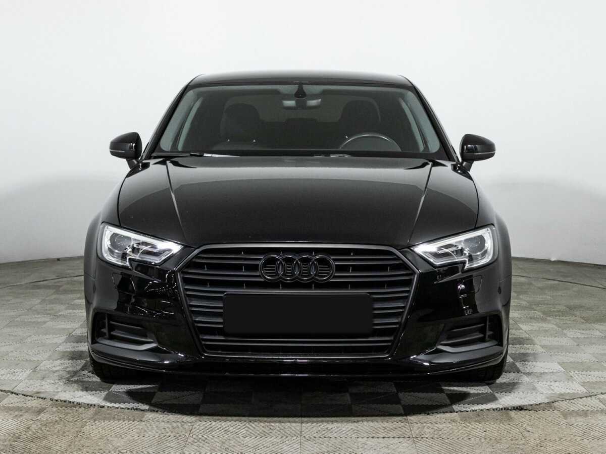 Б/У Ауди А3 2019 года. Фото: #1