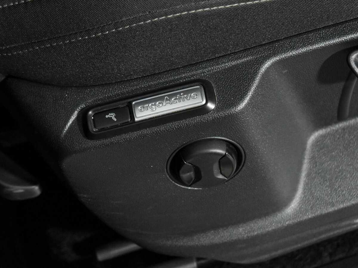 Б/У Фольксваген Тигуан 2017 года. Фото: #9