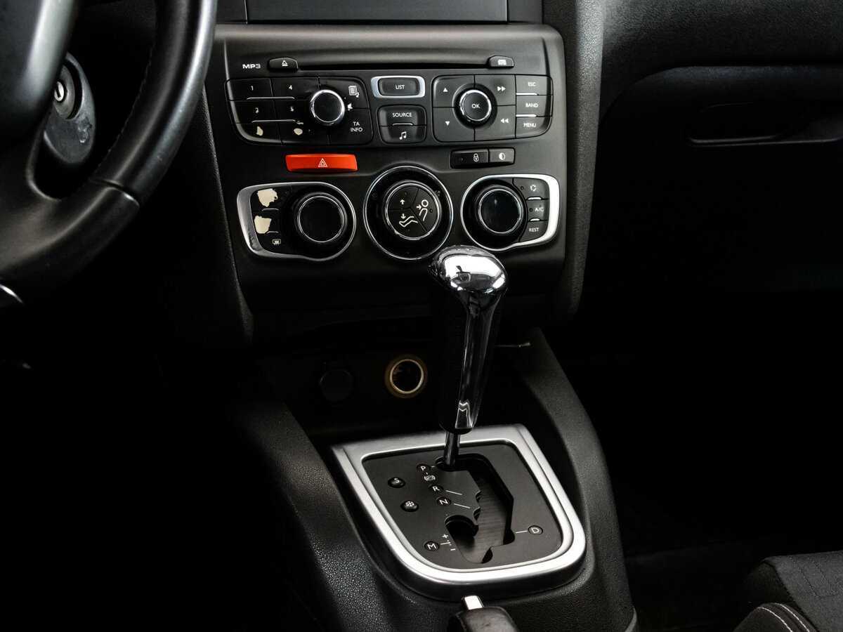 Б/У Ситроен Ц4 2012 года. Фото: #10