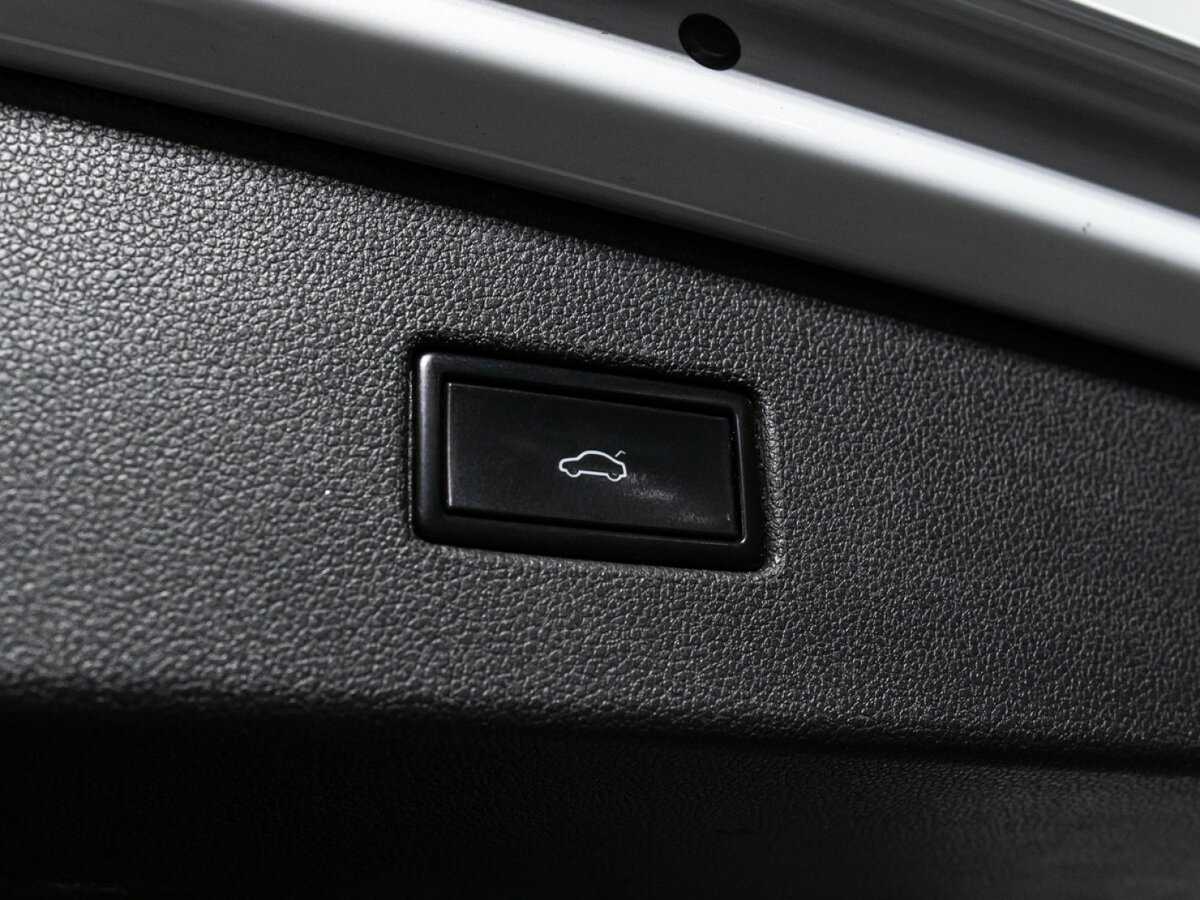 Б/У Фольксваген Тигуан 2019 года. Фото: #15