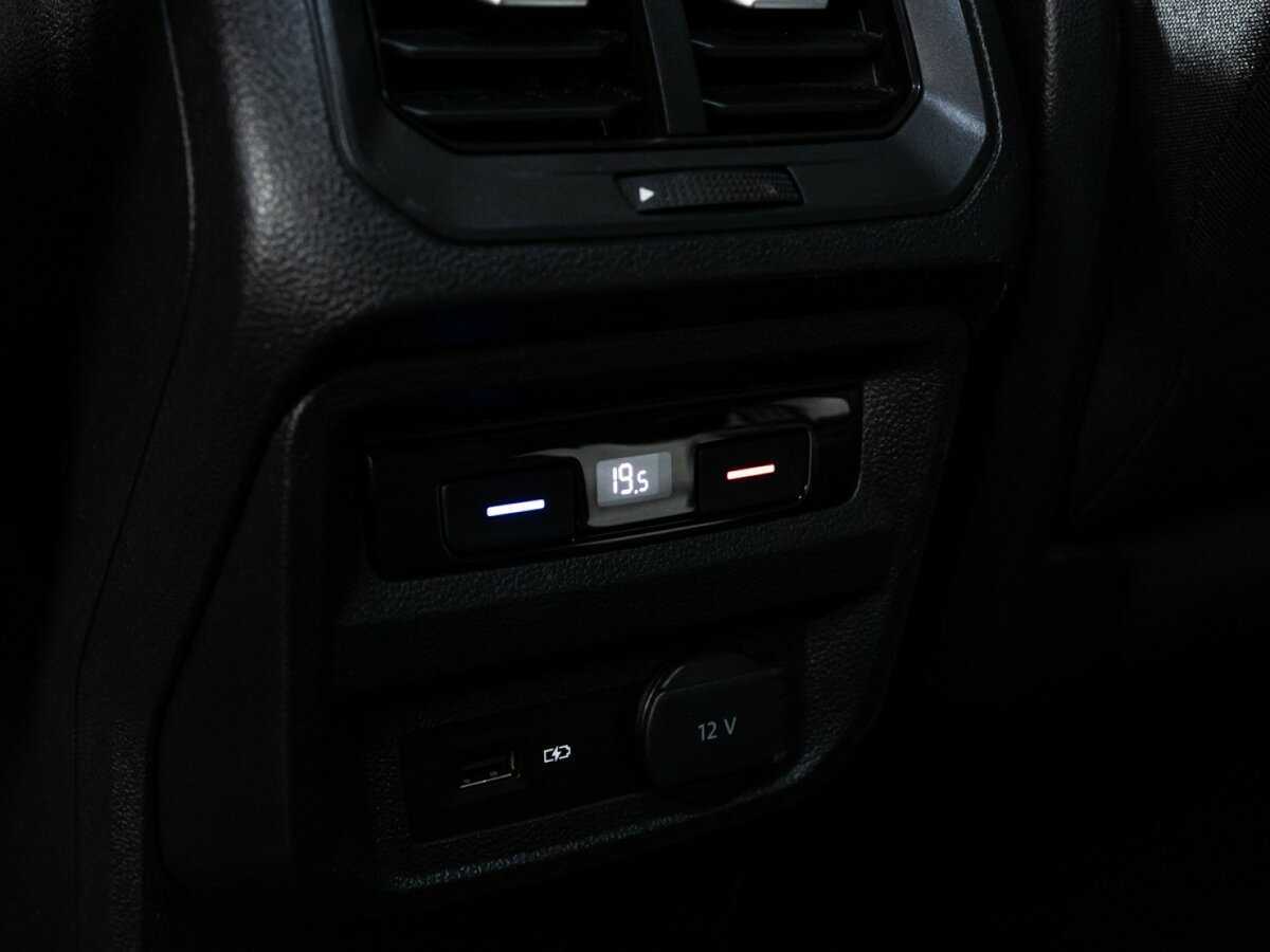 Б/У Фольксваген Тигуан 2019 года. Фото: #19